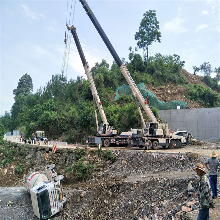 攀枝花攀枝花24小时应急道路救援吊装吊装现场实拍